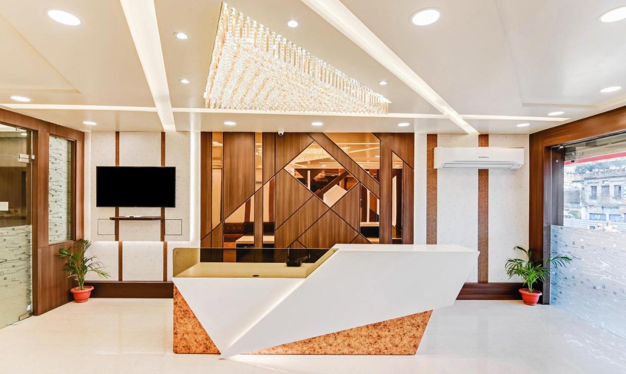 Treebo Resto- Near Lucknow Railway Station Otel Dış mekan fotoğraf